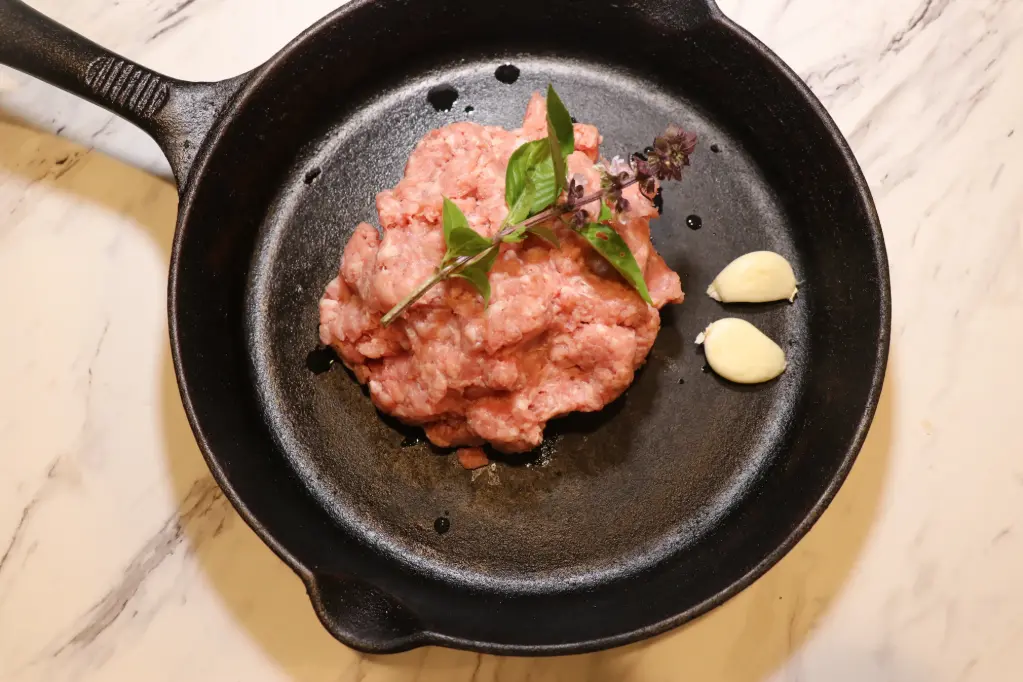 Ancestral Ground(organ meats mixed in, 93/7, 93% chicken, 7% organ meats)